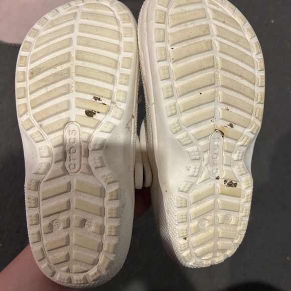 Fluffy crocs - Picture 2 of 4